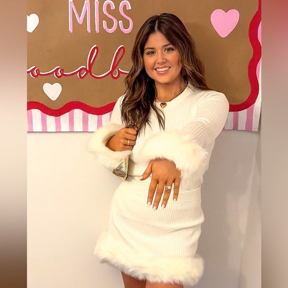 Show Me Your MuMu White Mini Dress with Faux Fur Trim - Picture 2 of 2